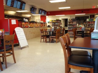 Cedars Bakery & Restaurant in Fort McMurray