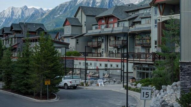 Lodges at Canmore Hotel in Canmore Alberta
